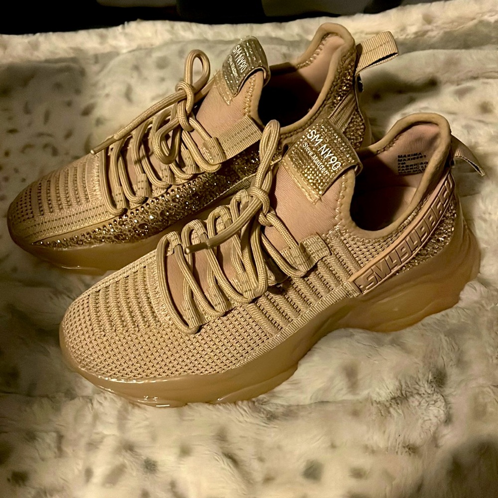 Steve Madden tan bling shoes
